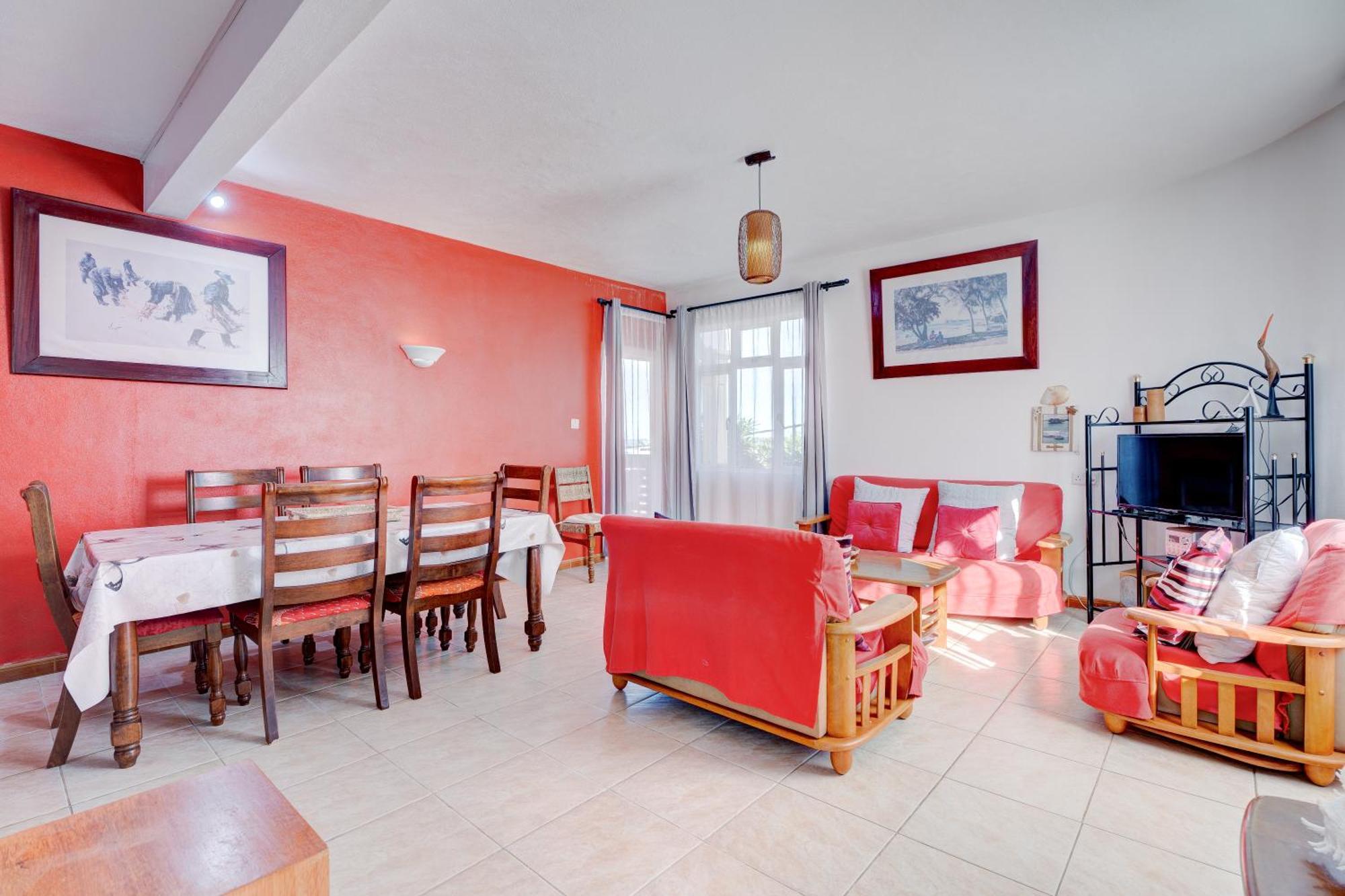 Flo Villa La Gaulette Buitenkant foto